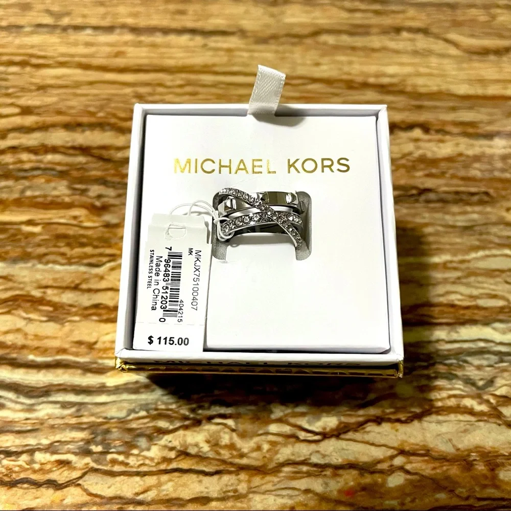Michael Kors - Picture 3 of 3